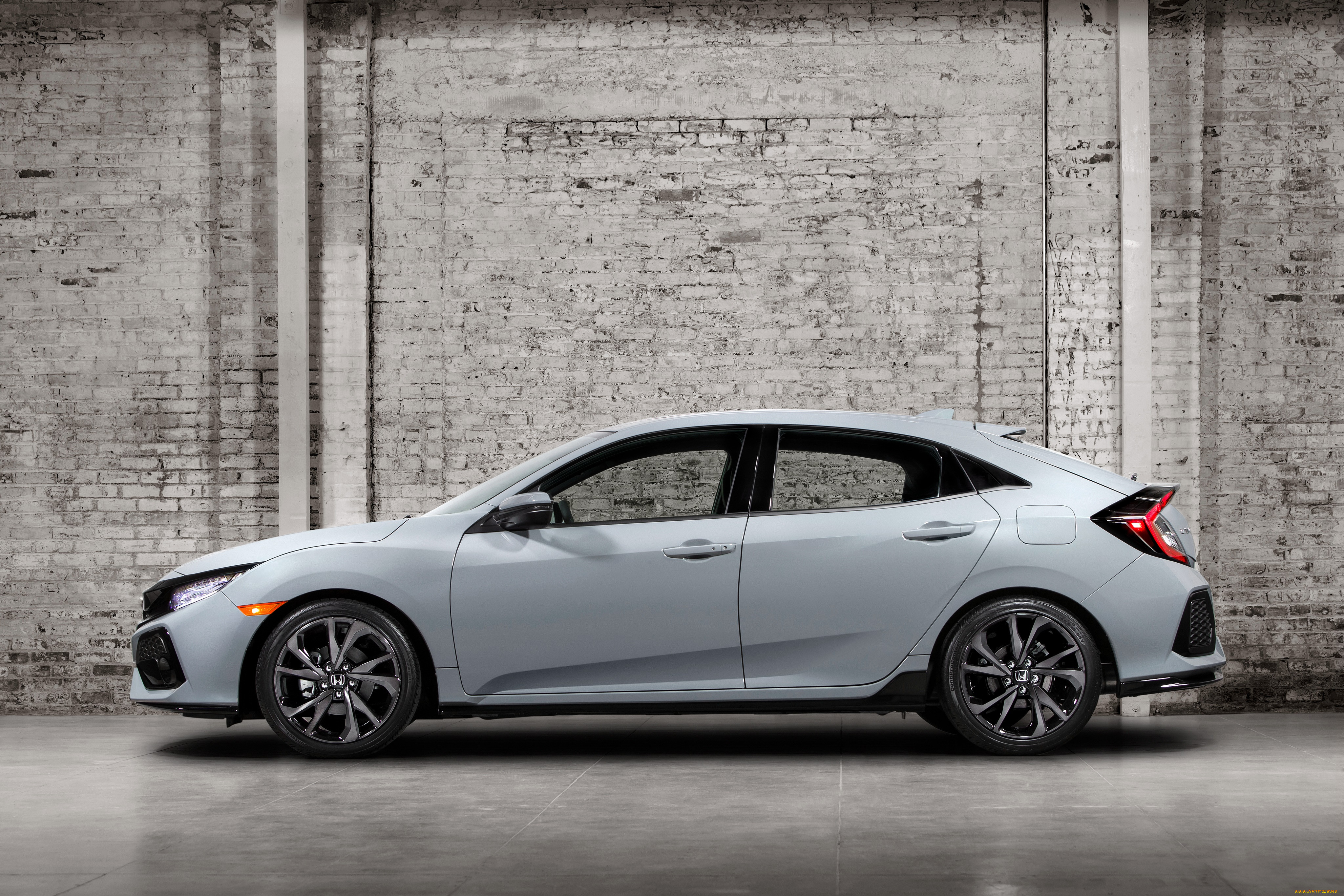 , honda, 2017, civic, touring, hatchback, north, america
